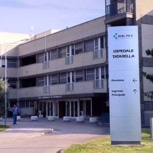Cerignola, due episodi di violenza in un giorno: aggrediti un infermiere e un medico