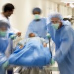 La grande fuga dai PS:”Io, medico neolaureatuo a gettone, guadagno 500 euro per un turno di notte senza essere specializzato”