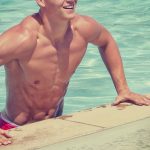 Le restrizioni sull'assunzione di cibo prima del nuoto sono infondate: medical position statement