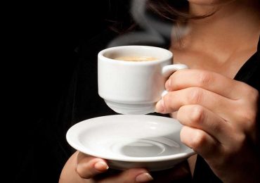 Cancro al fegato e alla prostata: bere caffè riduce il rischio