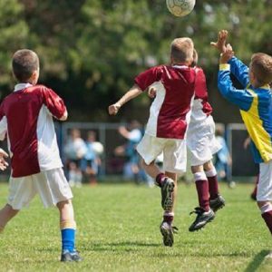 Demenza: stop al colpo di testa per i piccoli calciatori?