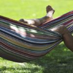 Dalla Cina avvertono: “Dormire troppo aumenta il rischio di ictus”