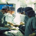 Serbia, eseguito trapianto di testicolo da fratello gemello