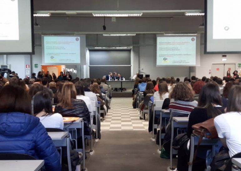 Campania: debutta il CdL in Infermieristica in lingua inglese