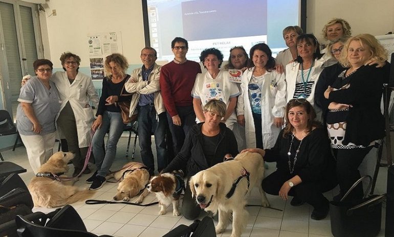 Cani in Pediatria: l’iniziativa dell’Ausl Toscana Centro