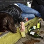 Capodanno 2020: un morto e centinaia di chiamate al 118 per adolescenti ubriachi, ustionati e mutilati