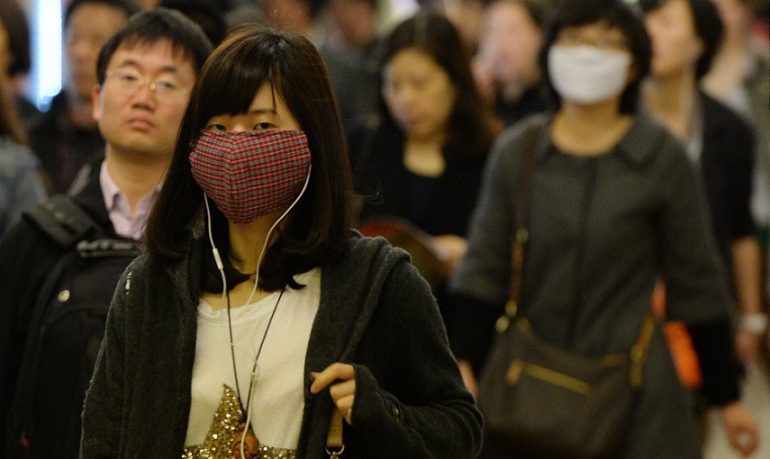 Cina, è allarme per una misteriosa malattia polmonare