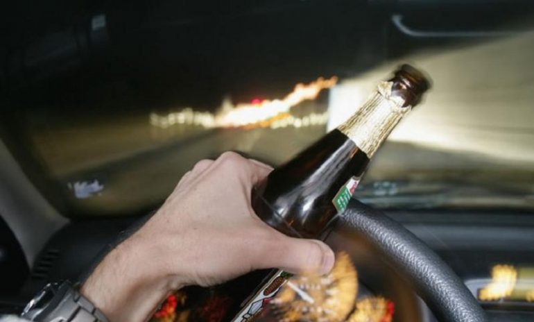 Ubriachi al volante: cosa fare per evitare nuove stragi?