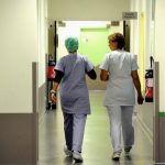 Lavorava in nero durante i periodi di mutua e infortunio: infermiera condannata a risarcire l’azienda ospedaliera con € 66.000