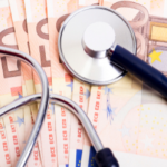 Ricerca, fondi dimezzati in vent’anni.