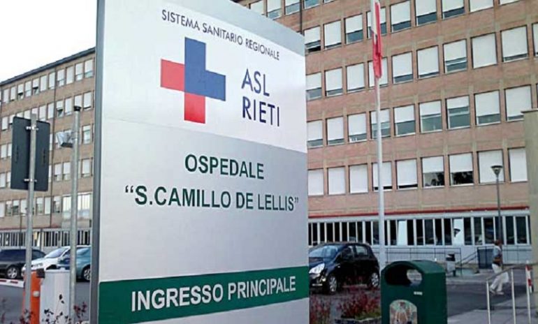 Rieti, spariscono i dispenser di gel idroalcolico dall'ospdale de' Lellis.