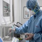 Coronavirus, la moglie di un infermiere: "Grazie, sei il mio eroe".