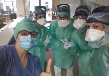 Domenica, infermiera a Biella in Covid Unit“La 2^ settimana è stata massacrante…Psicologicamente distrutta, devastata”