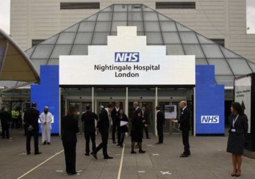 Inaugurato dopo 14 giorni di lavori il Nightingale Hospital: accoglierà 5.000 pazienti affetti da Covid-19