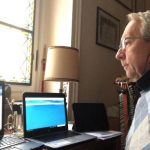 Coronavirus, 250 dipendenti Roche scendono in campo come volontari del numero verde 1500.