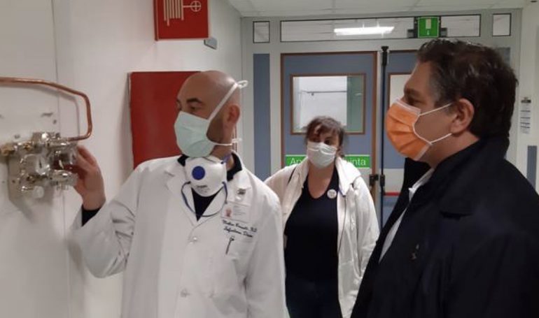 Liguria: un premio da € 1.000 per infermieri, medici e oss in prima linea contro il Covid-19