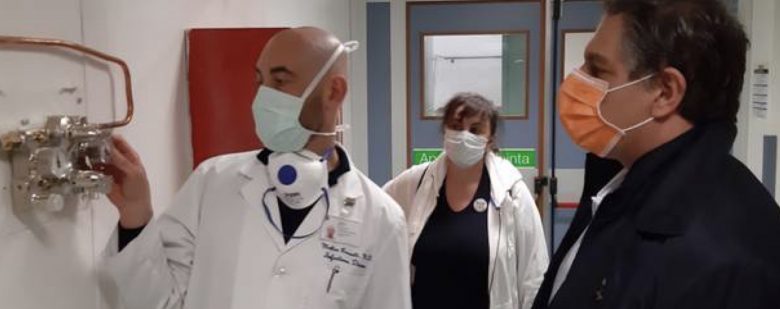 Liguria: un premio da € 1.000 per infermieri, medici e oss in prima linea contro il Covid-19