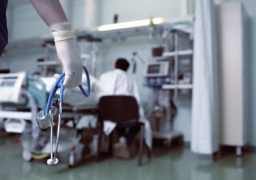 Salvano la vita a 15enne oltre l’orario di chiusura del P.S.: infermieri rischiano un mese di sospensione dallo stipendio