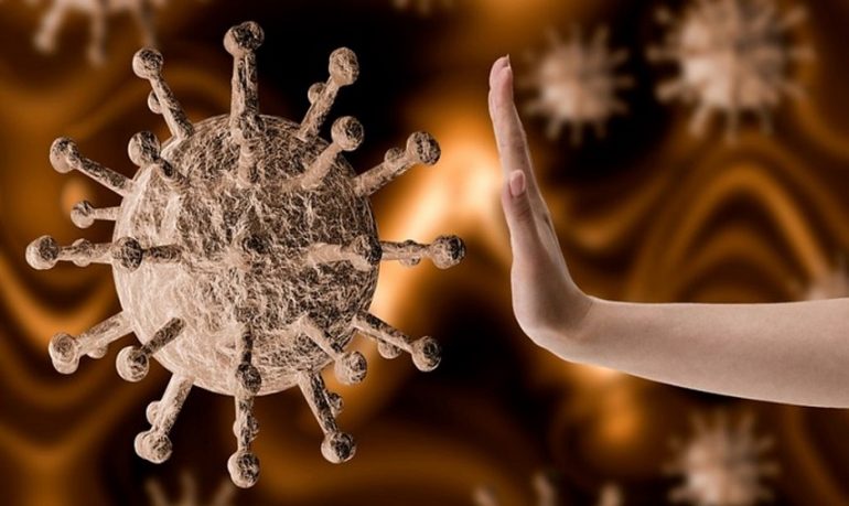 Coronavirus, possibile svolta dal farmaco che riduce i grassi nel sangue