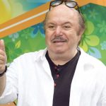 L’infermiere di famiglia sbarca anche in TV nella fortunata serie di Lino Banfi