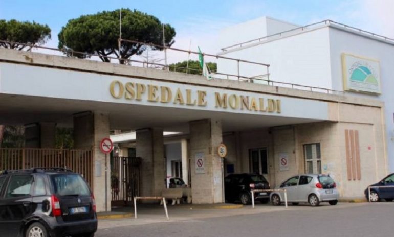 Napoli, prima procedura mininvasiva di riparazione delle valvole cardiache eseguita al "Monaldi"