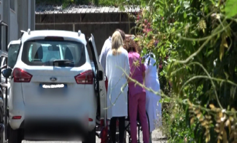 Reggio Calabria, infermiera spinta dalle scale. Lo sdegno di Cisl Fp: "Neanche la pandemia ha posto fine alle aggressioni"
