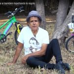 Coronavirus, il video di Andrea Satta: "Rispettiamo le regole e godiamoci l'estate insieme ai bambini"