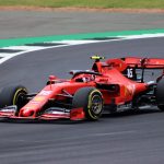 Infermieri e medici: gli unici spettatori al Gran Premio di Formula 1