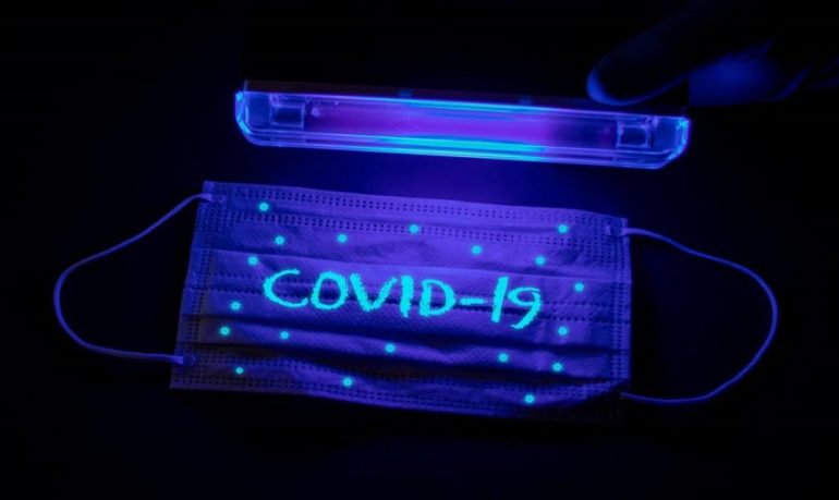 Covid-19, studio giapponese rivela: fascio di luce Uvc può uccidere il virus