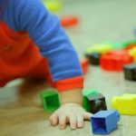 Pisa, niente asilo per i figli di chi lavora nei reparti Covid. Dal Comune: "Colpa della normativa nazionale"