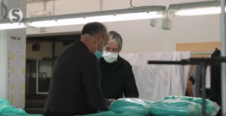 "A viso aperto", il docufilm che racconta l'Italia della pandemia