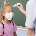 Coronavirus, via libera ai test antigenici rapidi nelle scuole