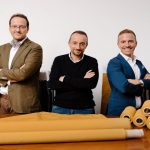 Covid-19, brevettato il primo tessuto che inattiva il virus