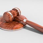 Falso ideologico per il medico che fa ricette al buio