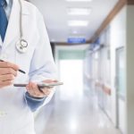 Medici sanità privata, Aris firma il rinnovo del Ccnl. Cimop: "Aiop prenda esempio"