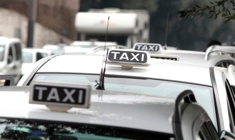 Milano, arriva il taxi sharing per sostenere un settore messo in crisi dal lockdown