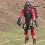 Soccorsi in alta quota ultra rapidi grazie alla Tuta Jet per infermieri e medici