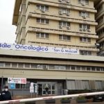 Taranto, muore per Covid e i parenti denunciano ritardi nei soccorsi: 9 indagati tra medici e infermieri