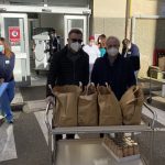 Coronavirus, Marco Masini consegna pasti gratuiti al personale sanitario di Careggi