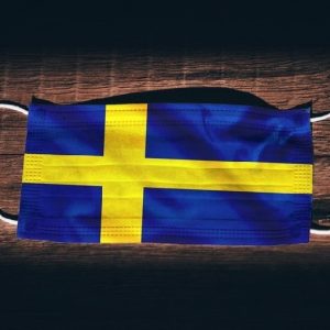 Coronavirus, personale sanitario allo stremo in Svezia: fioccano le dimissioni