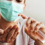 Disinfettanti Covid-19: dalle miscele casalinghe tossiche alle ingestioni letali