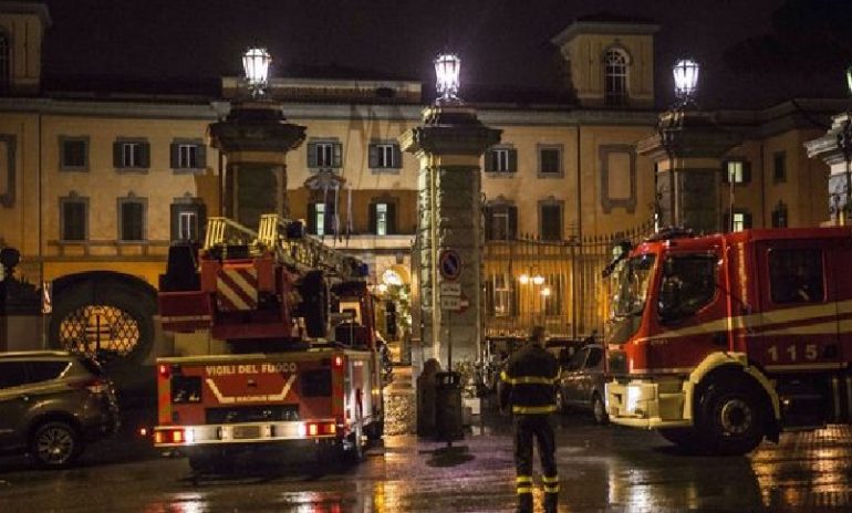 Roma, morì tra le fiamme in ospedale: a processo due infermiere