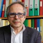 V-Day, dietrofront Crisanti: "Mi vaccinerò"