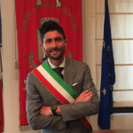 Bagno di Romagna, metà degli operatori di una residenza per anziani rifiuta il vaccino: sindaco minaccia licenziamento