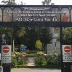 Cade e poi muore dopo 3 giorni in barella: indagati 9 medici