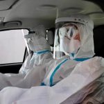 "Chi è la donna positiva?", infermiera e dottoressa non rispondono: scatta l'aggressione