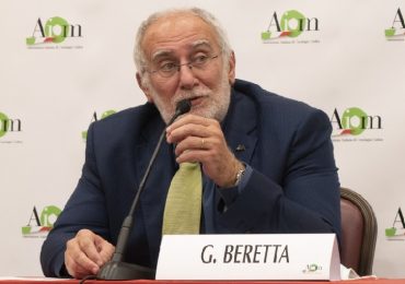 Coronavirus, Beretta (Foce e Aiom): "Nessuna differenza sostanziale tra i vaccini"