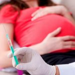 Coronavirus, la posizione della Fnopo sul vaccino in gravidanza e durante l'allattamento