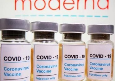 Covid-19: distrugge intenzionalmente 500 dosi di vaccino. Arrestato farmacista negli USA