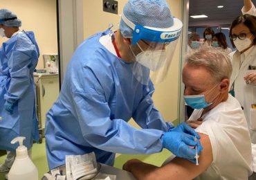 Campagna vaccinale Covid-19: ATS ricerca infermieri disponibili a lavorare gratis